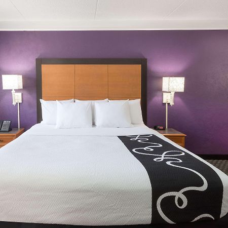 Baymont By Wyndham Greenville Woodruff Rd Eksteriør billede